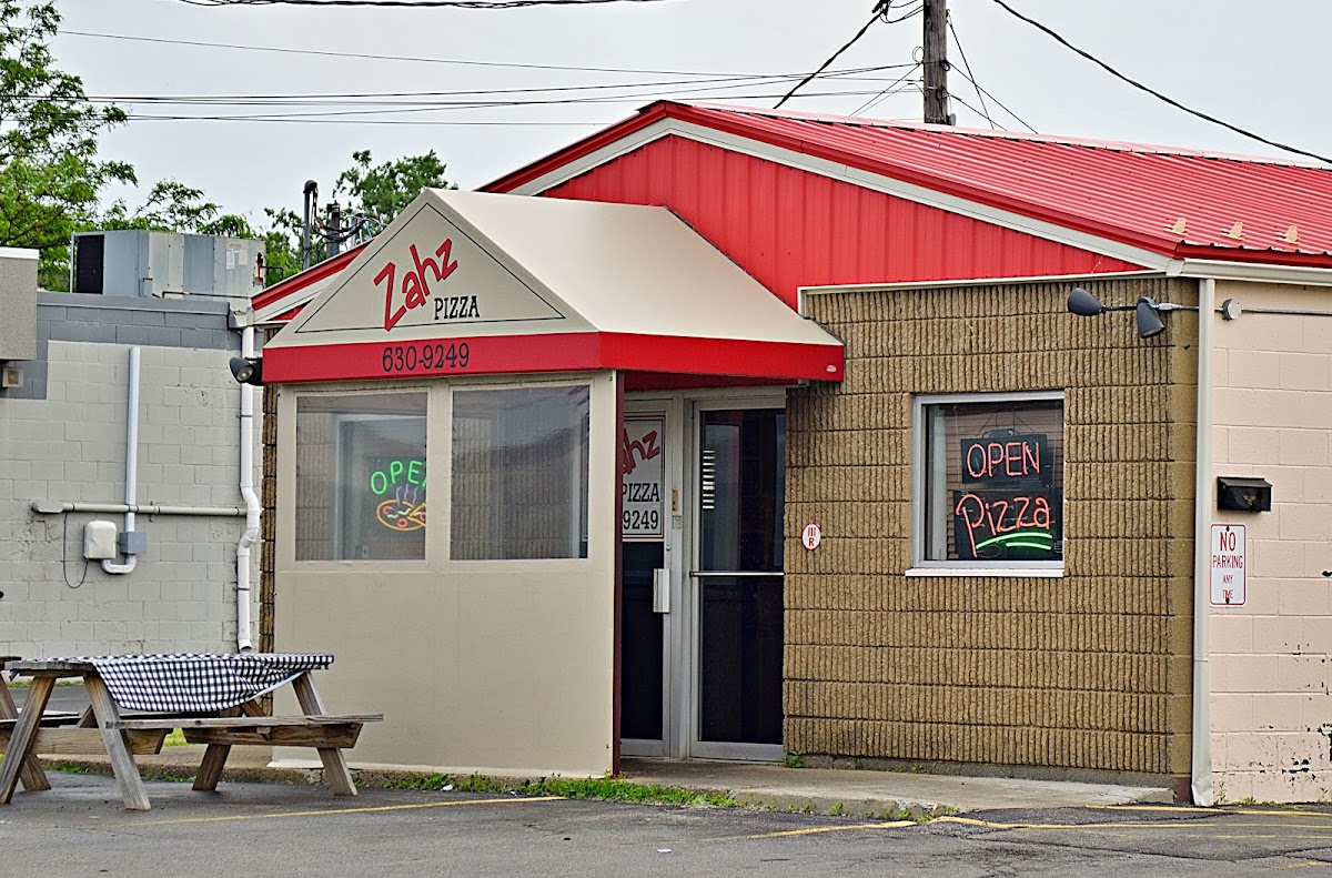 Zahz Pizza