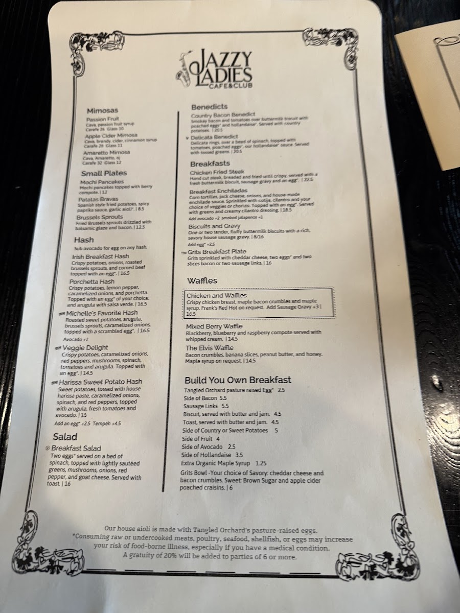 Jazzy Ladies Cafe & Club - 4