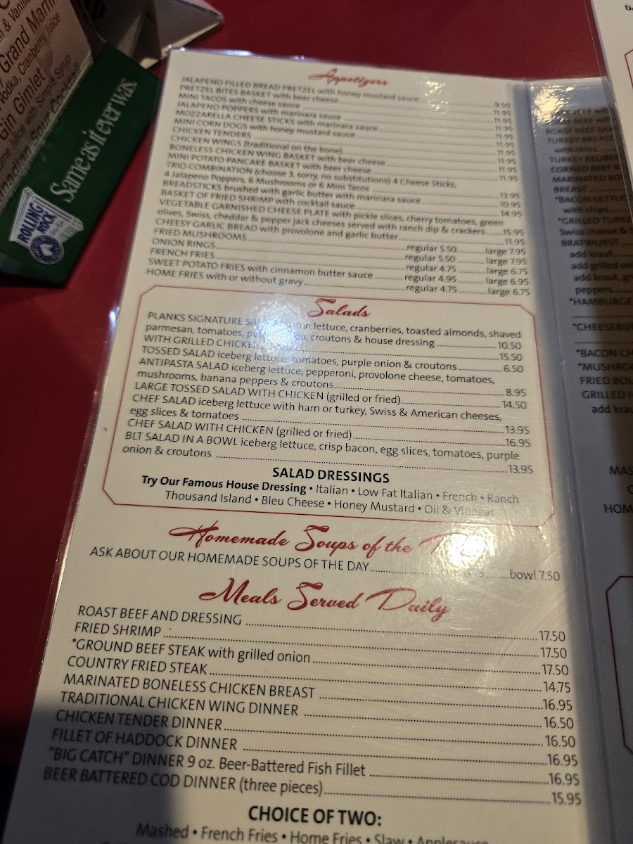 Plank's Cafe & Pizzeria - 10