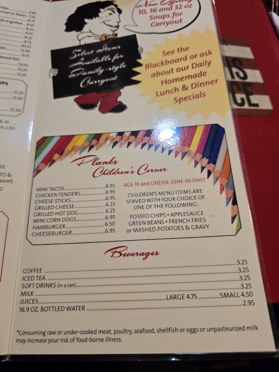 Plank's Cafe & Pizzeria - 3