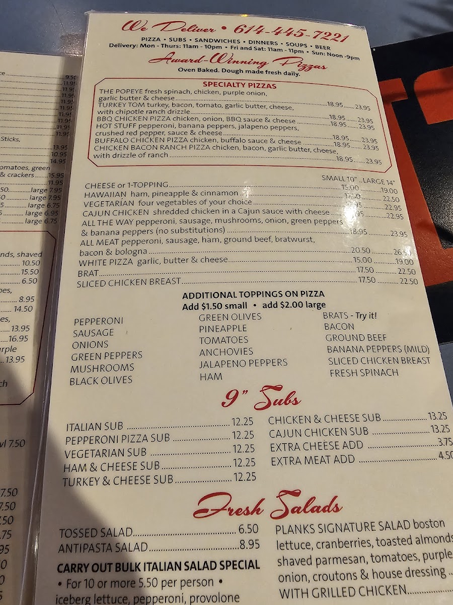 Plank's Cafe & Pizzeria - 7