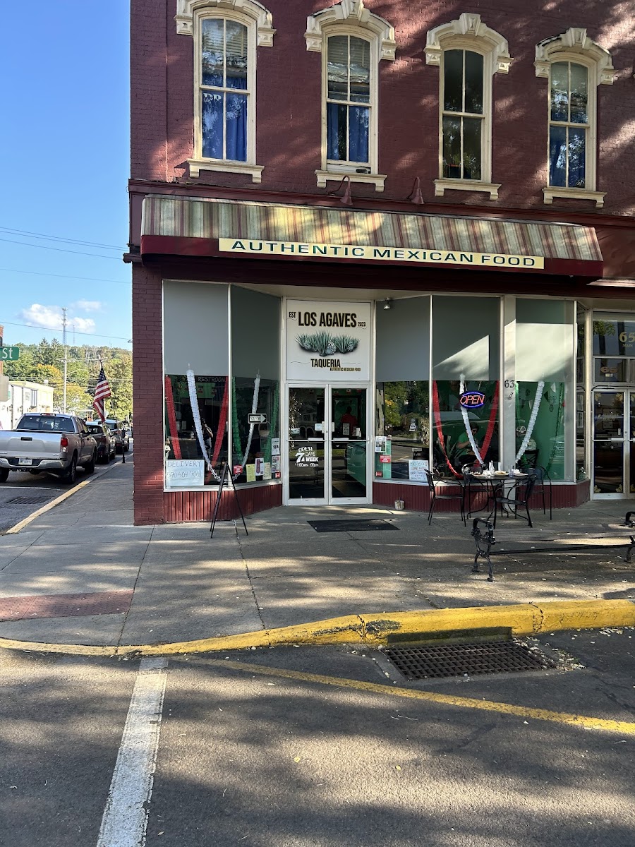 Los Agaves Taqueria