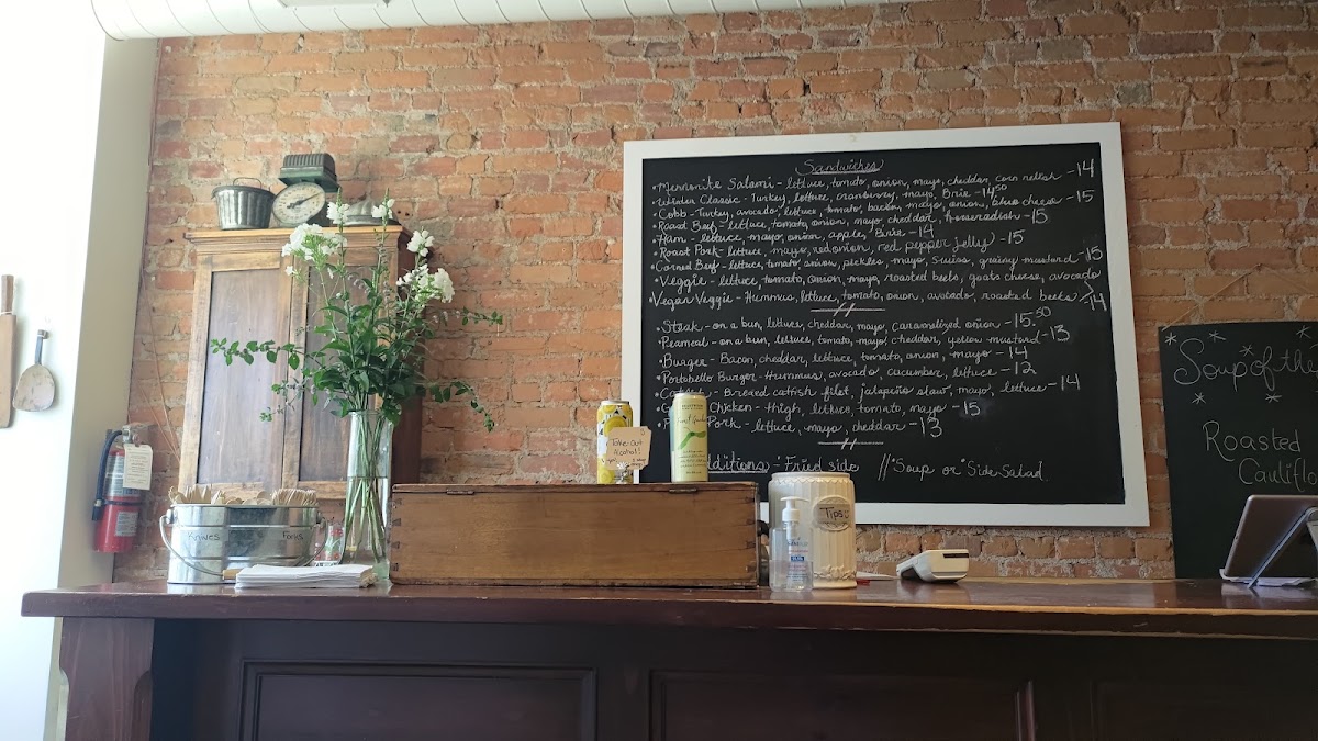 Pia's On Broadway - 1