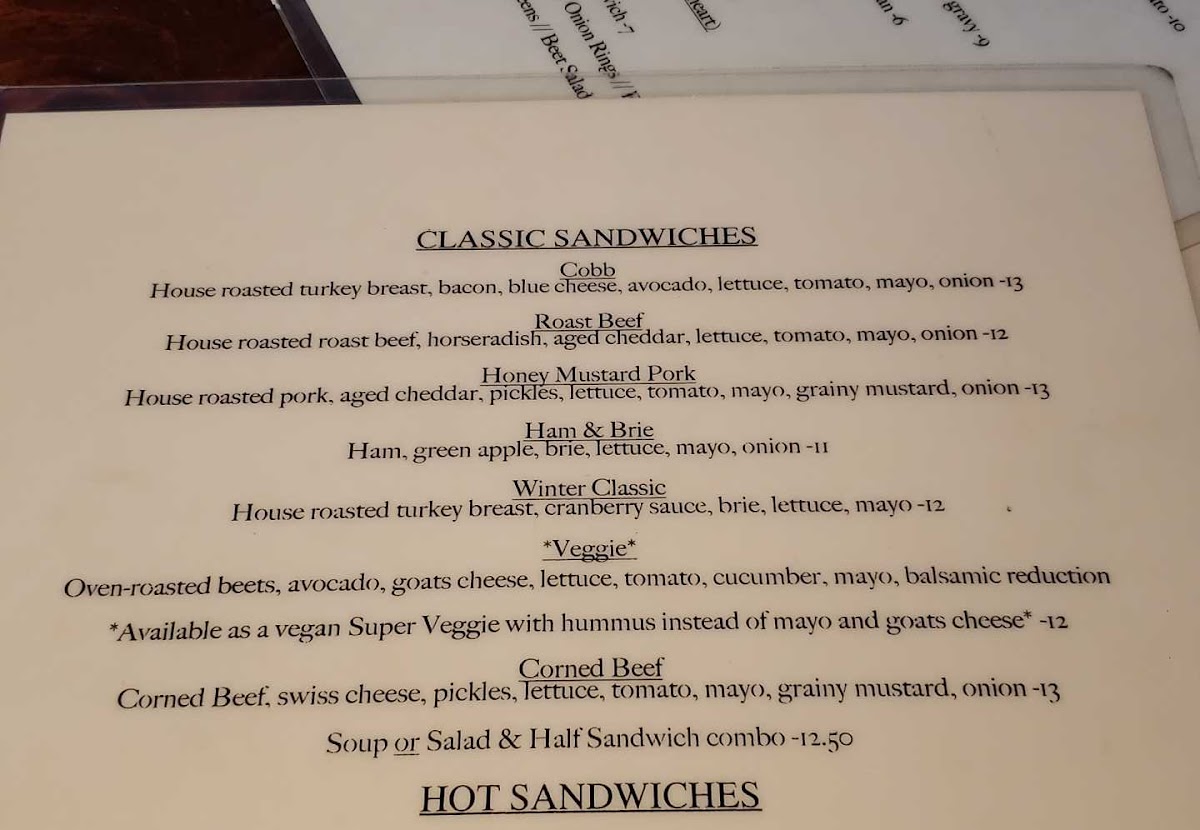 Pia's On Broadway - 4