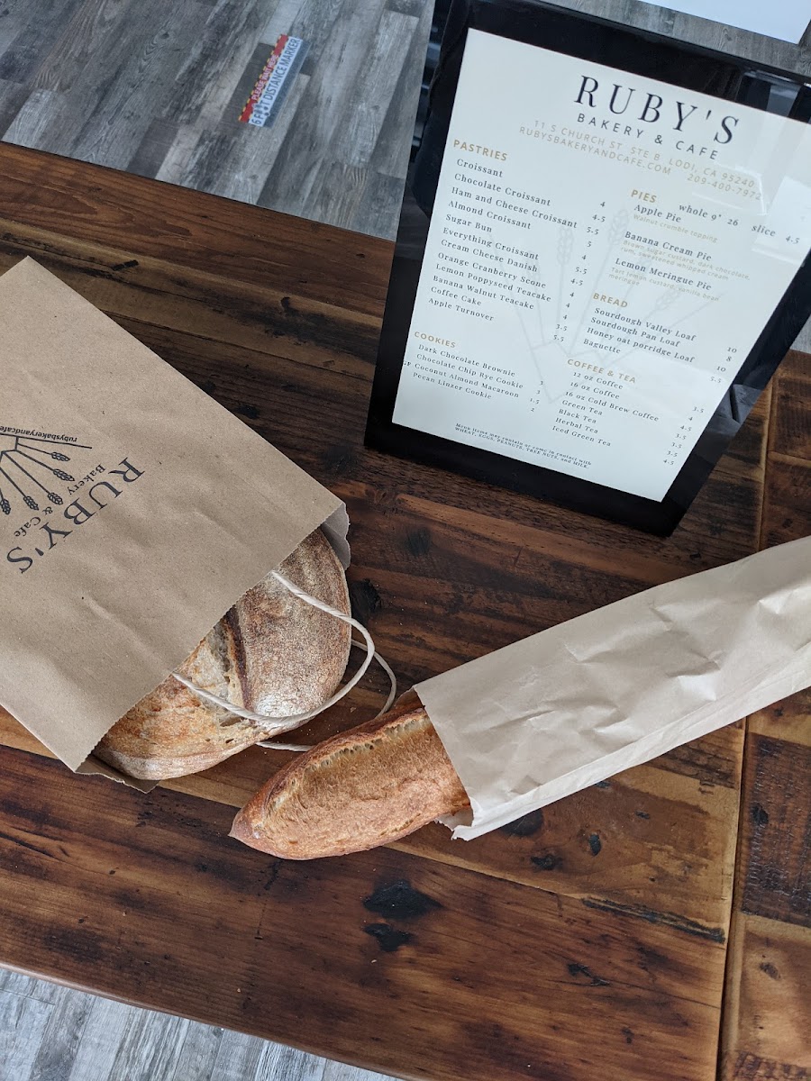 Ruby's Bakery and Cafe - 5