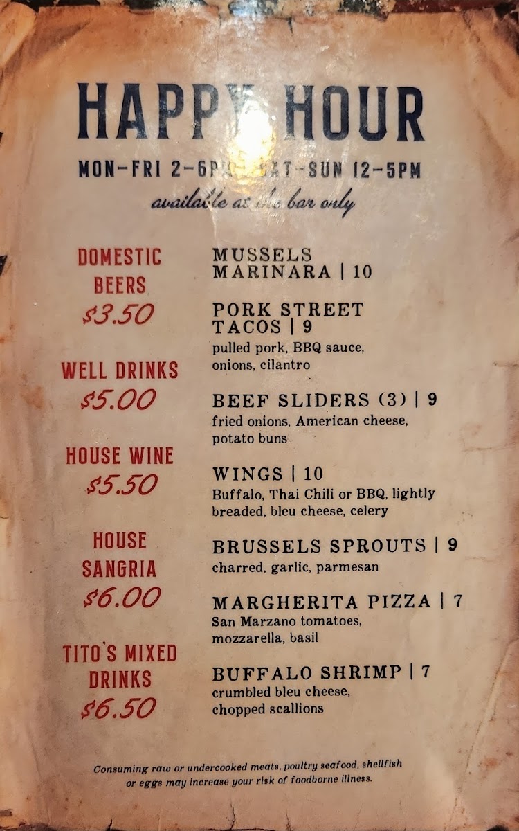 Moore's Tavern & Sports Bar - 10