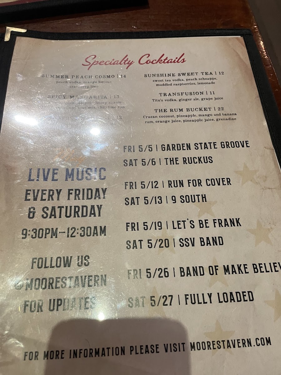 Moore's Tavern & Sports Bar - 9