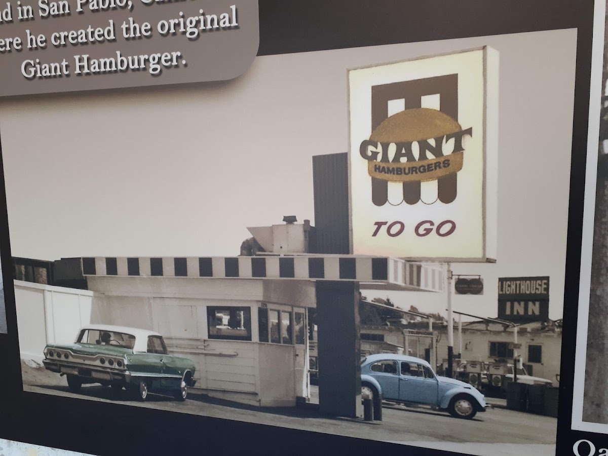 Nation's Giant Hamburgers & Great Pies