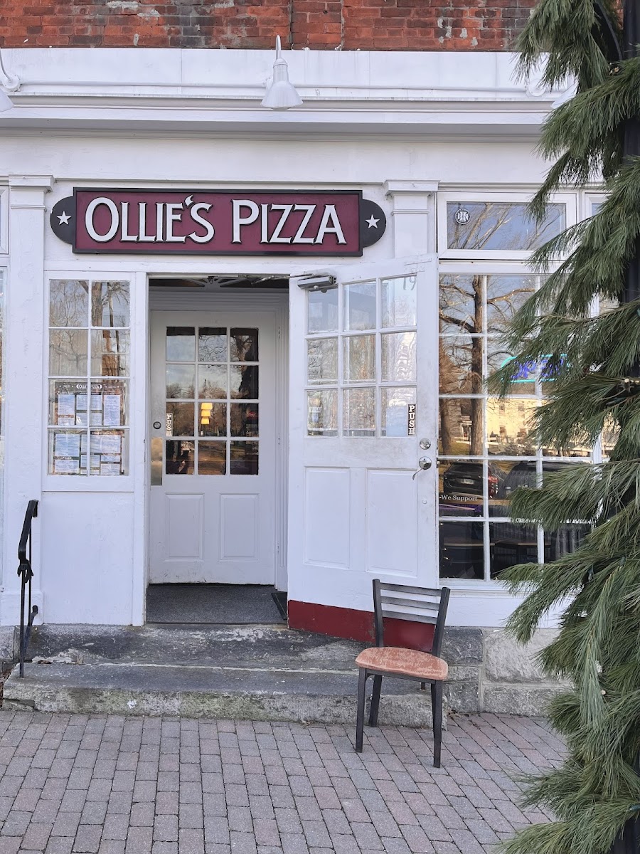 Ollie's Pizza