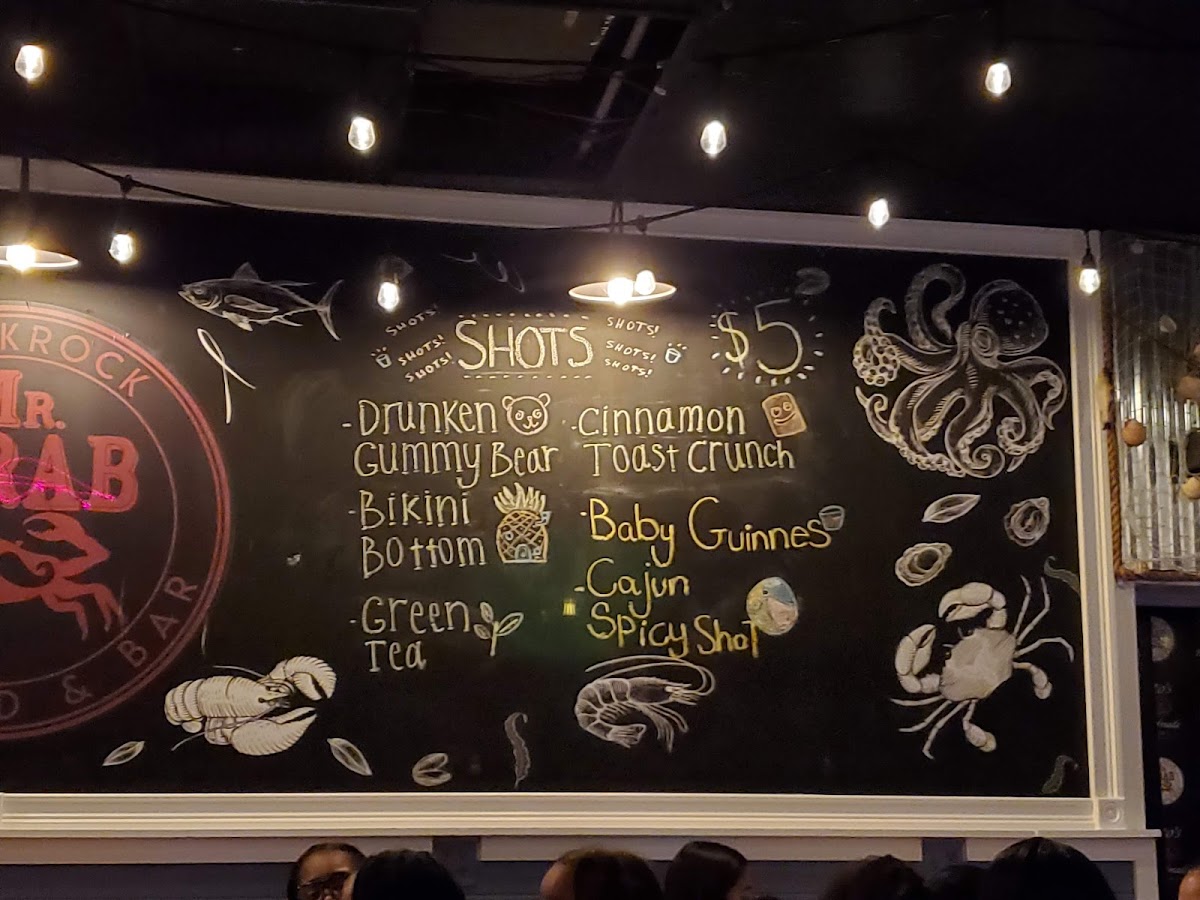 Mr. Crab Seafood & Bar - 8