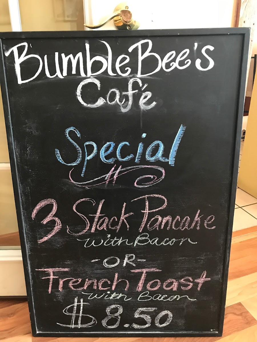 BumbleBee's Cafe Blue Ridge - 10