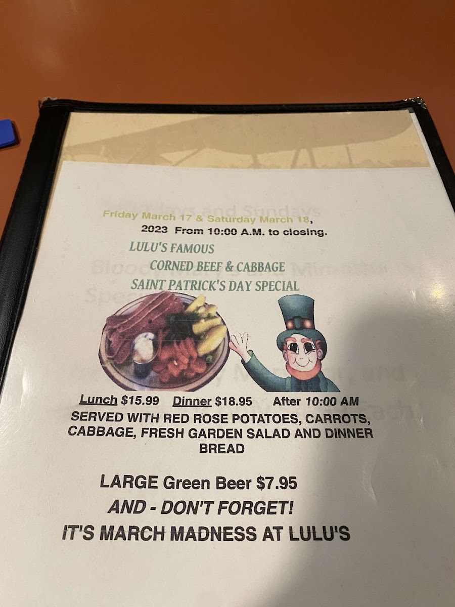 Lulu's Restaurant and Sports Bar - 5