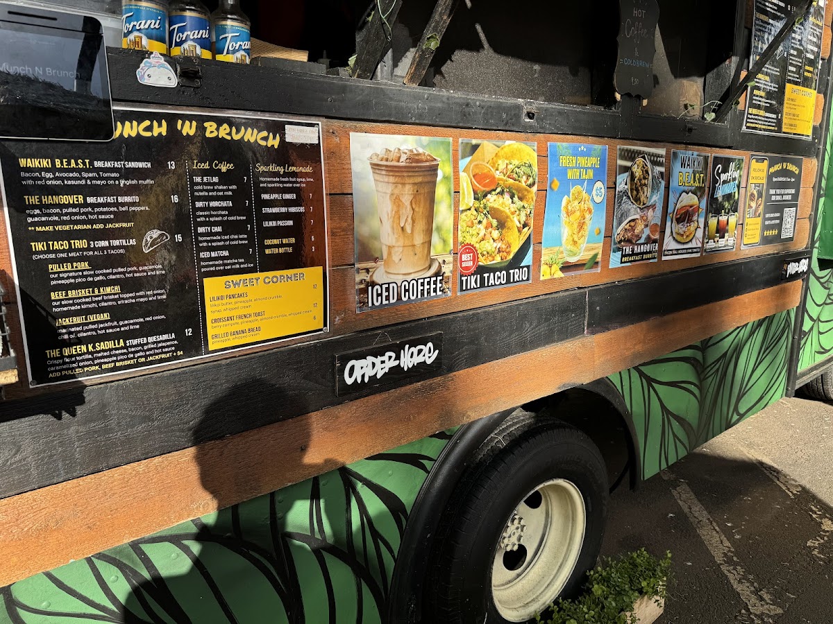 Munch 'N Brunch Food Truck - 8