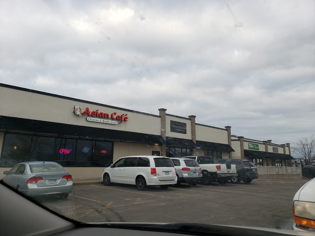 Asian Café Chinese & Sushi Grill