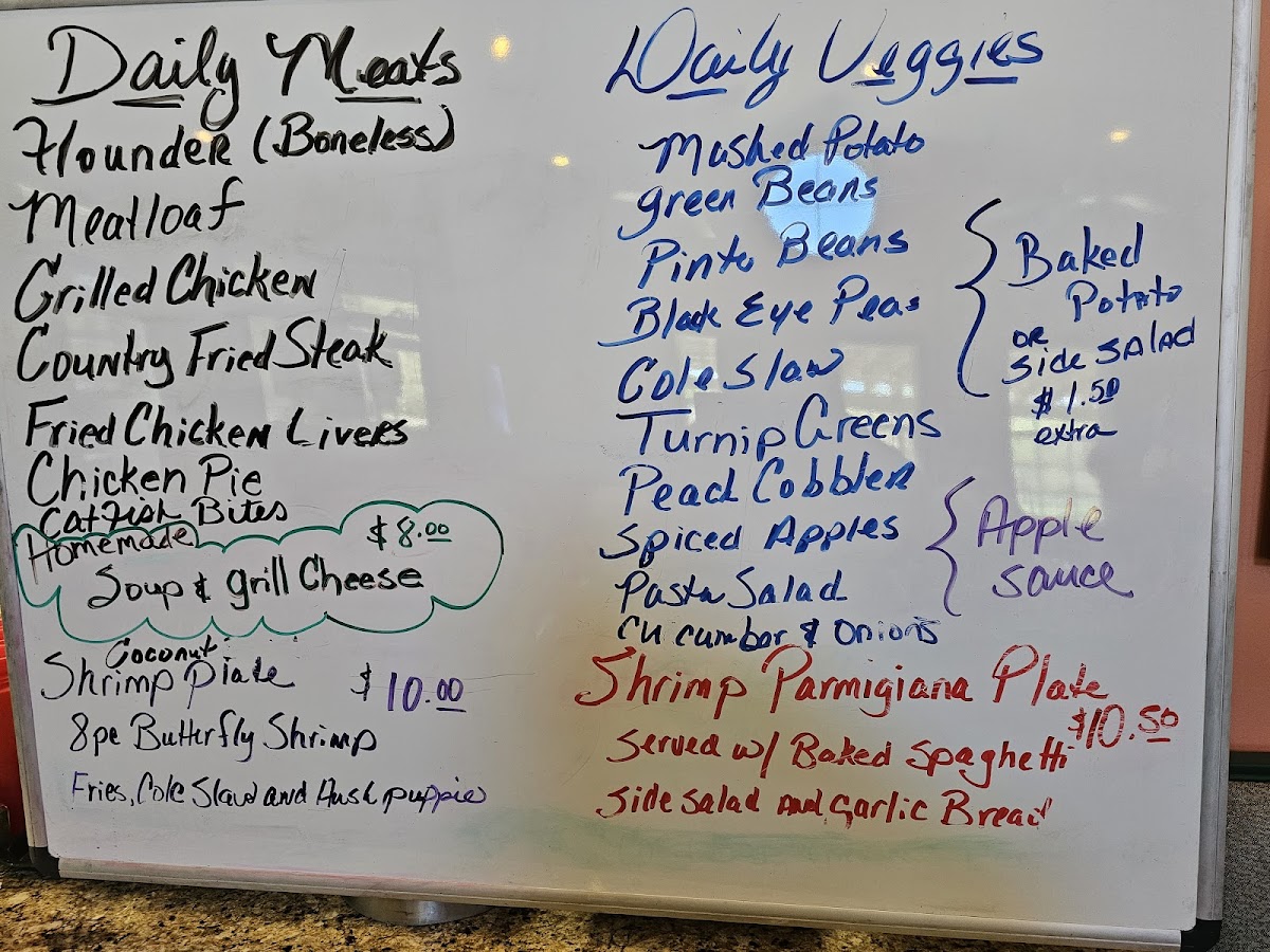 Silo's Family Restaurant - 6