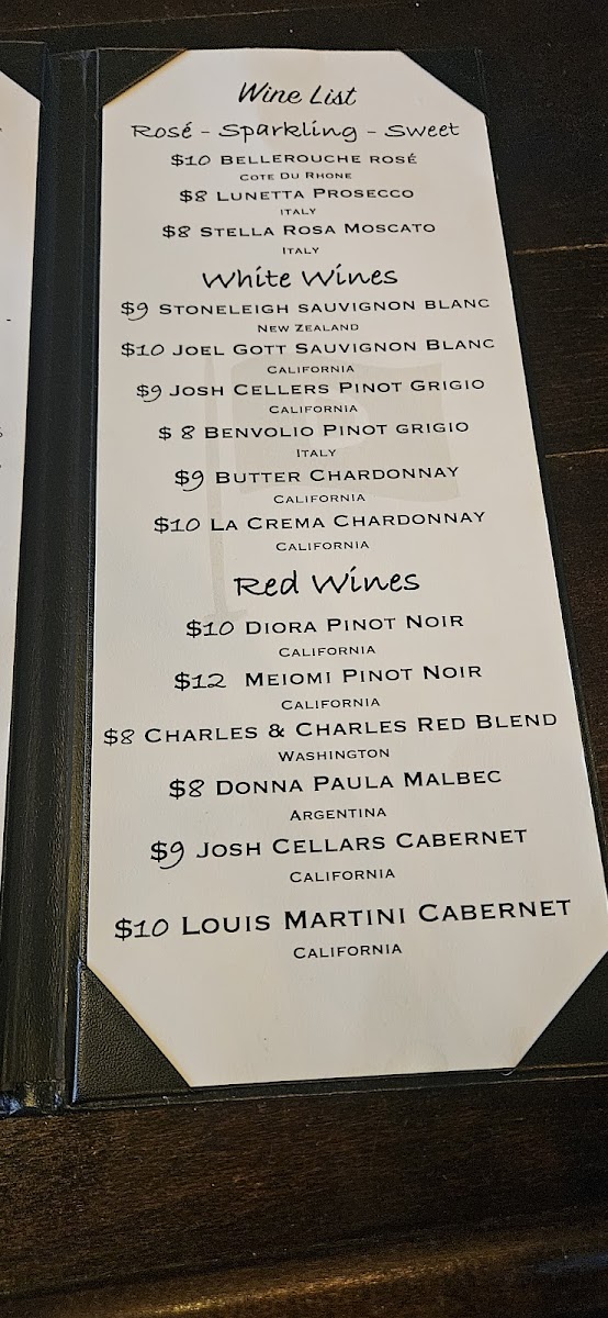 Debris Po-Boys & Drinks - 7