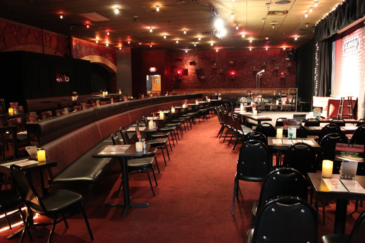Flappers Comedy Club & Restaurant
