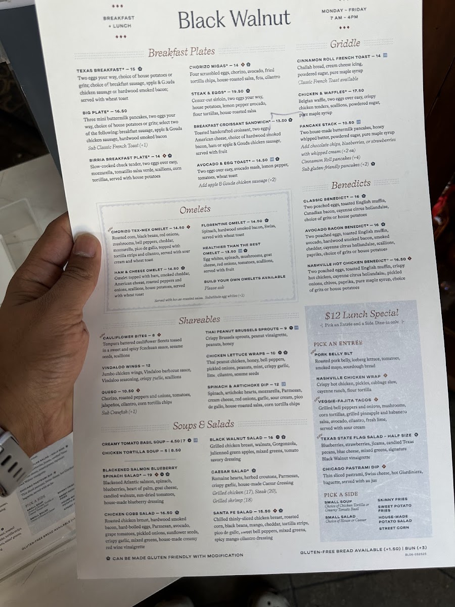 Black Walnut Kitchen & Bar - Memorial Drive - 6