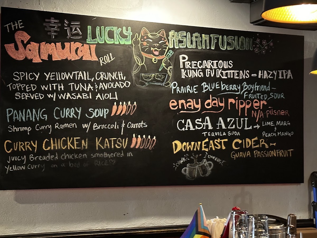 Lucky AF: Asian Fusion & Sushi - 9