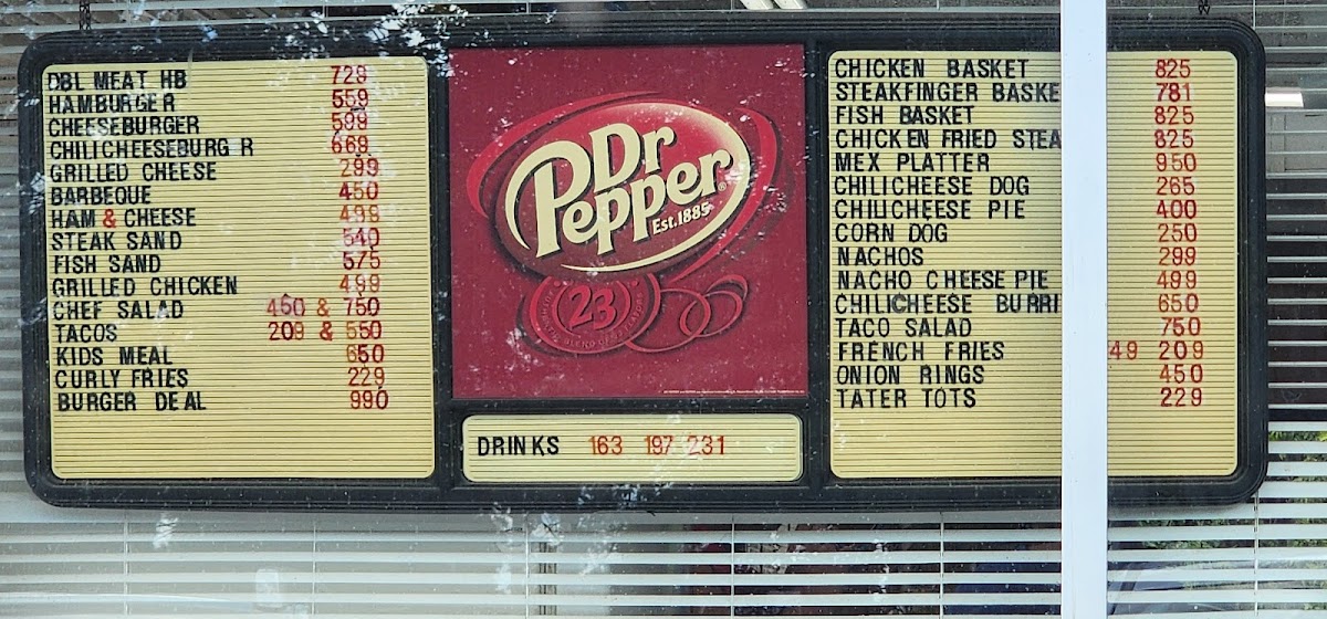 Fred's Corner Grille - 5