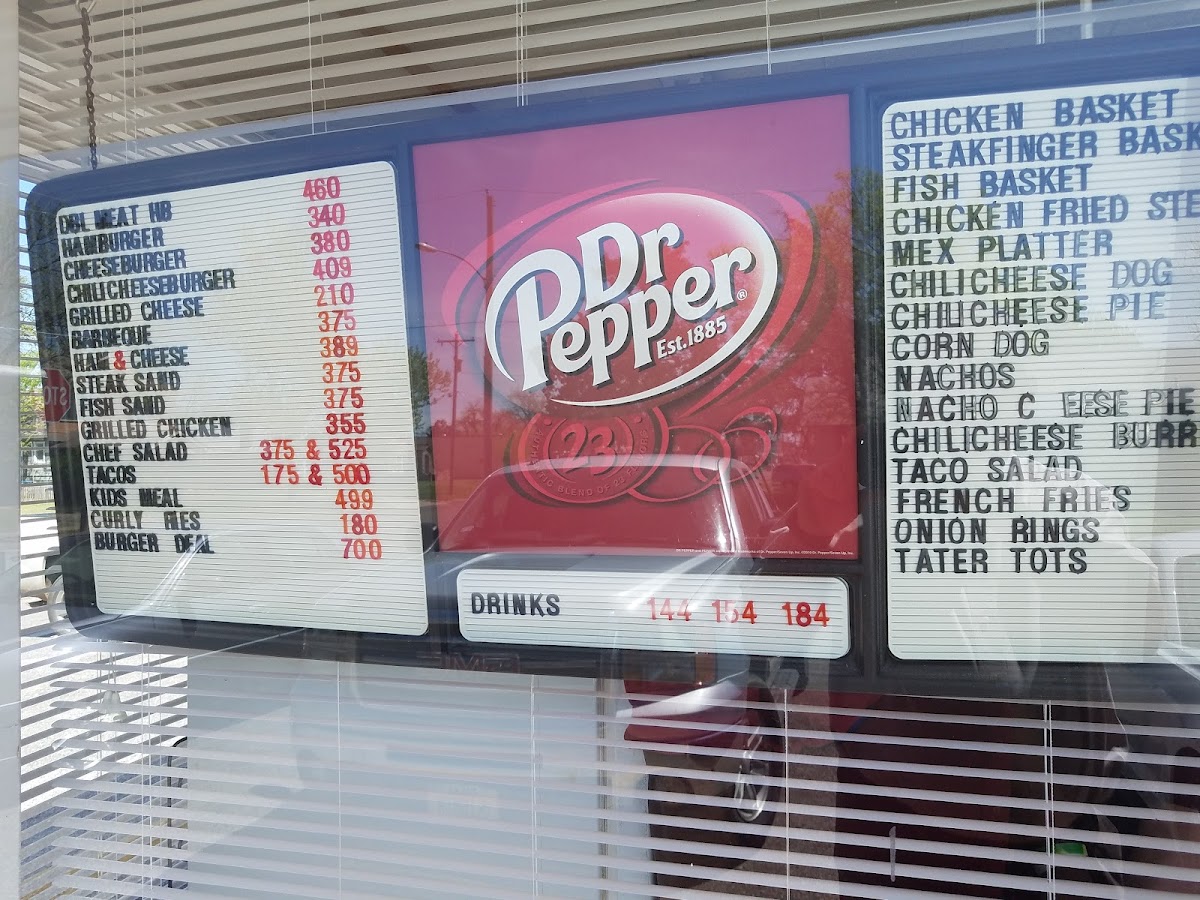 Fred's Corner Grille - 7