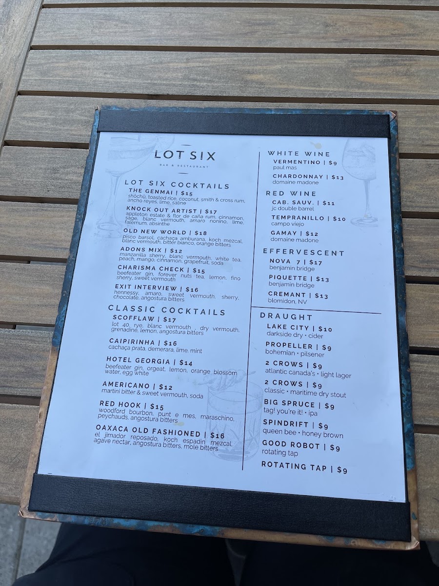 Lot Six Bar & Restaurant - 5