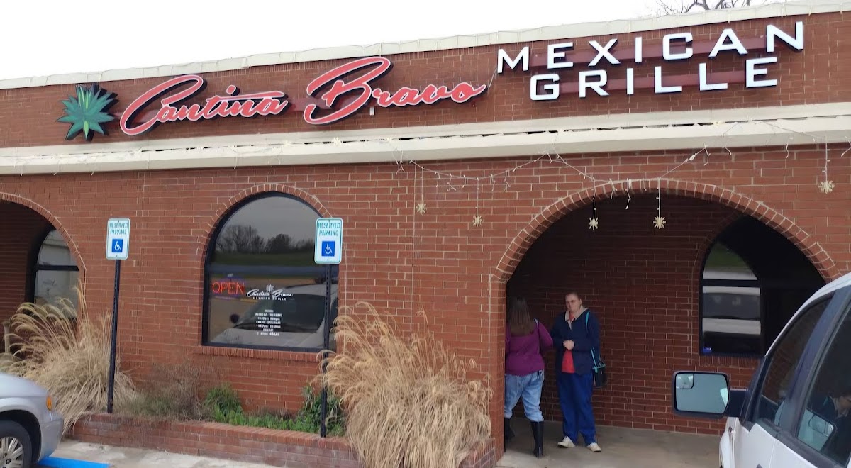 Cantina Bravo Mexican Grill