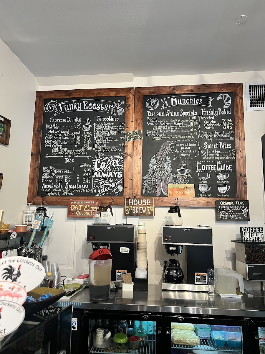 Funky Rooster Coffee House & Wine Bar - 9