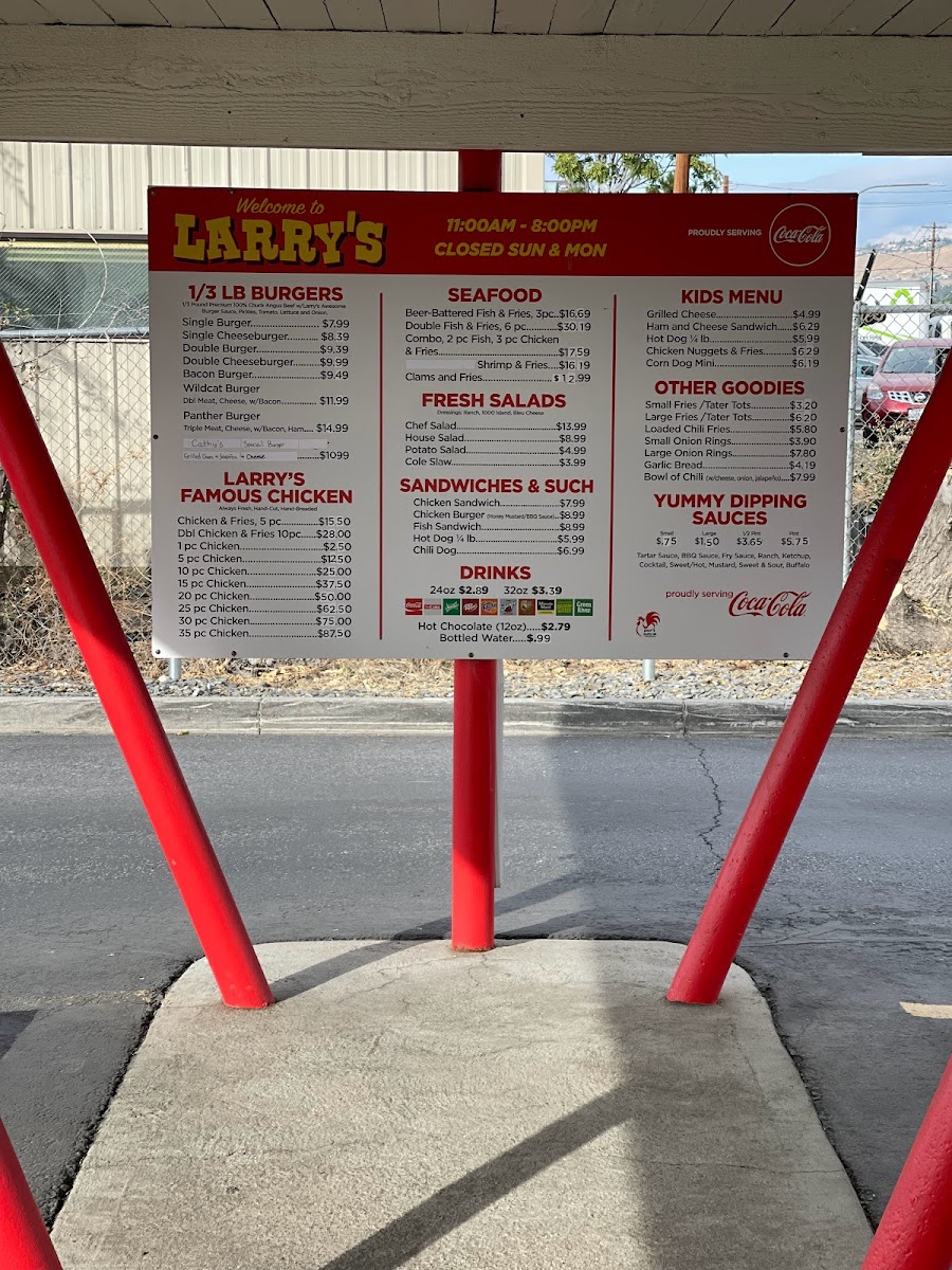 Larry's Drive In - 8