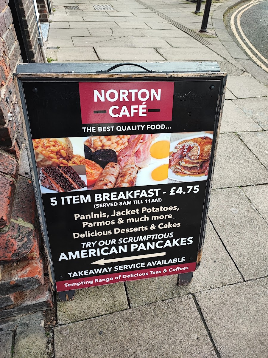 Norton Cafe Restaurant - 7