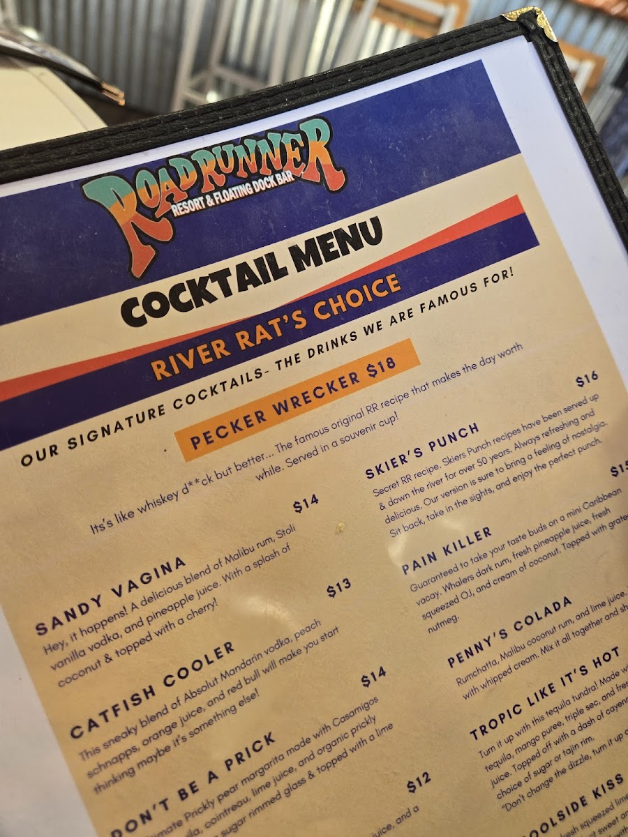 Roadrunner Resort and Floating Dock Bar - 6