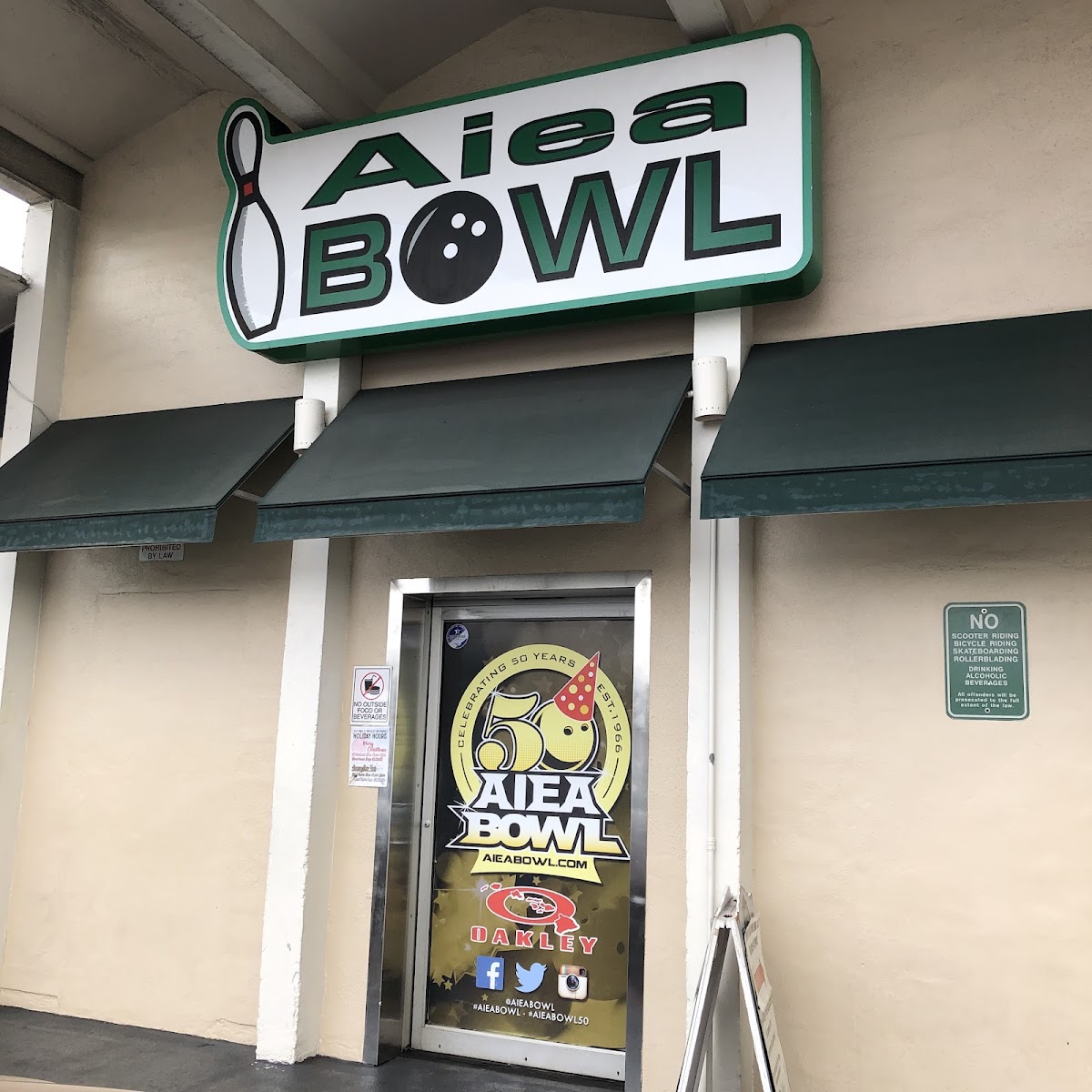 The Alley Restaurant at Aiea Bowl