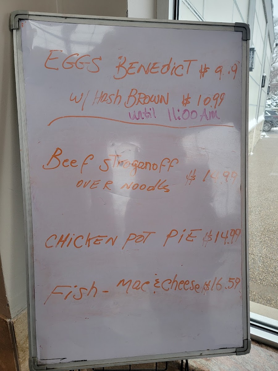 Alex's of Rochester Family Dining - 3