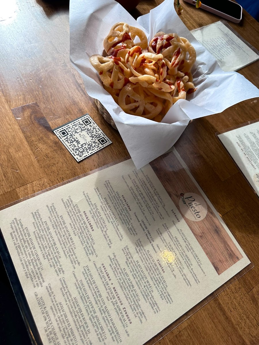 El Puesto Cocina y Cantina - 9