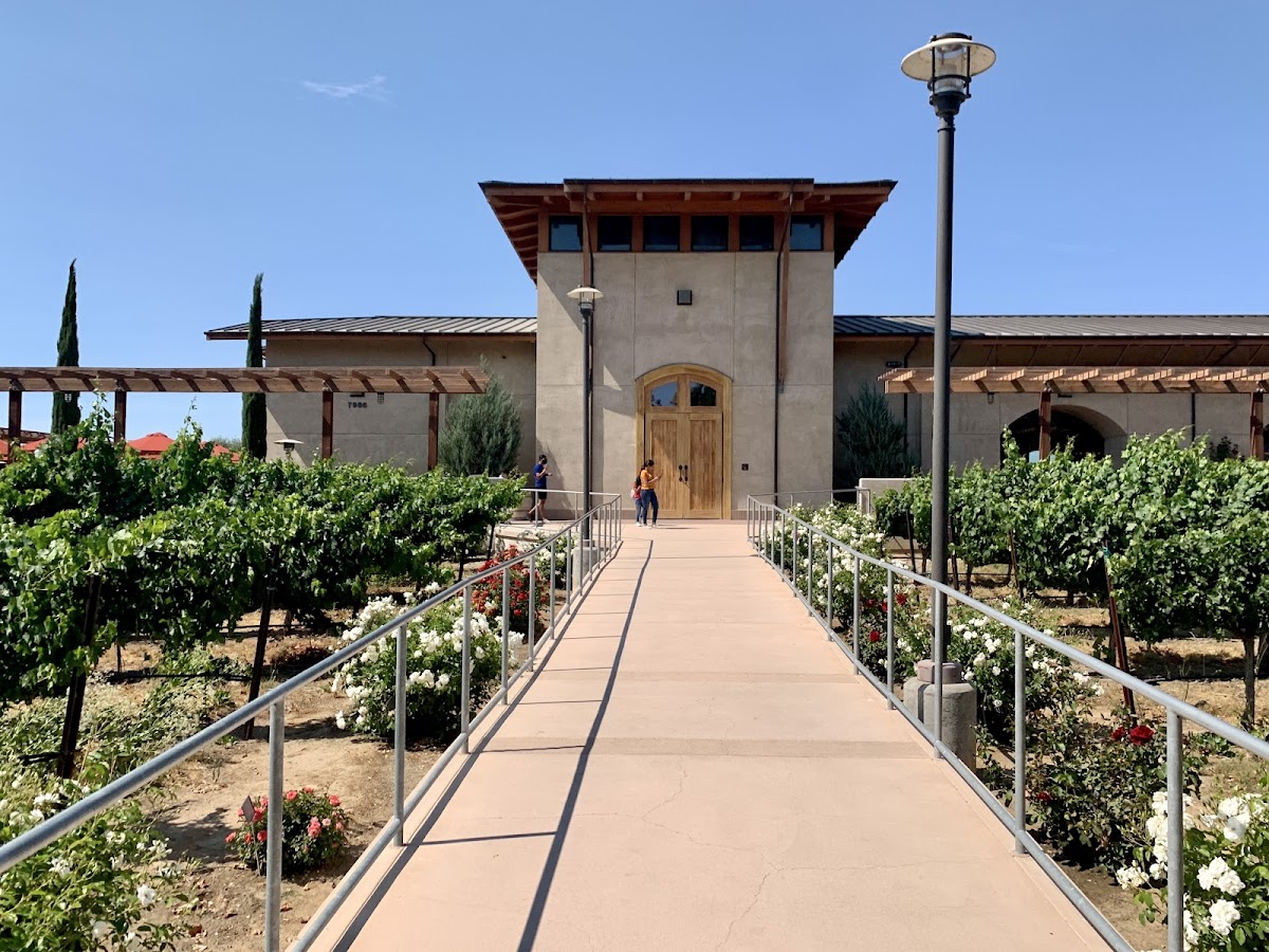 Garré Vineyard, Restaurant, & Event Center