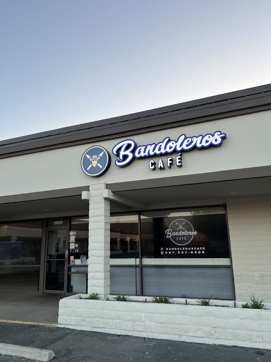 Bandoleros Café