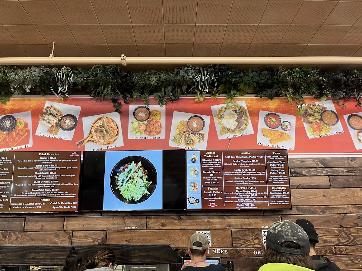 El Burrito Mercado - 6