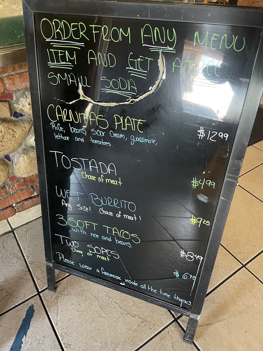 El Parian Taqueria - 8