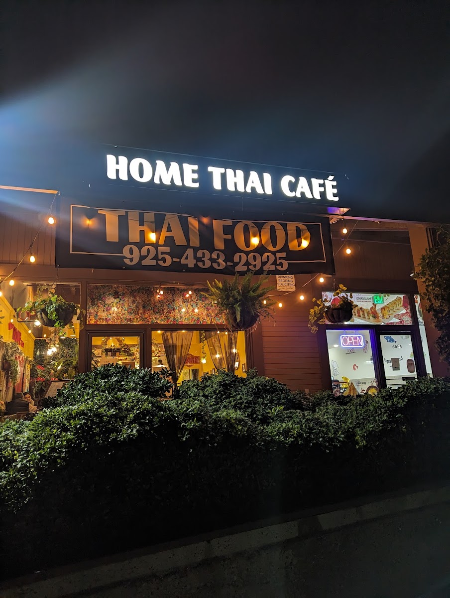 Home Thai Cafe