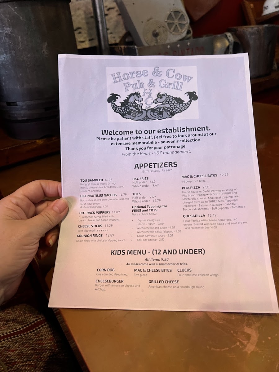 Horse & Cow Bar & Grill - 5