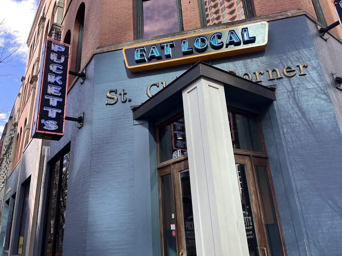 Puckett's Restaurant