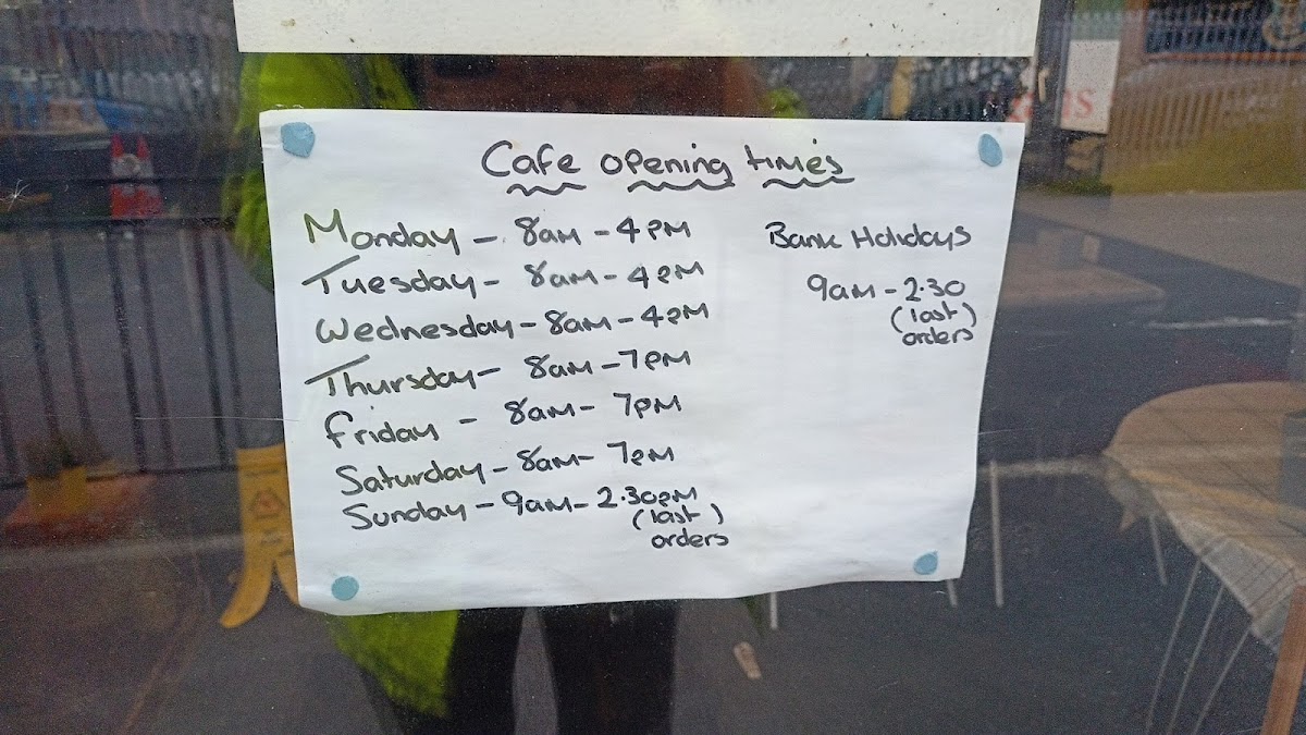 Hagans Cafe & Chip Shop - 5