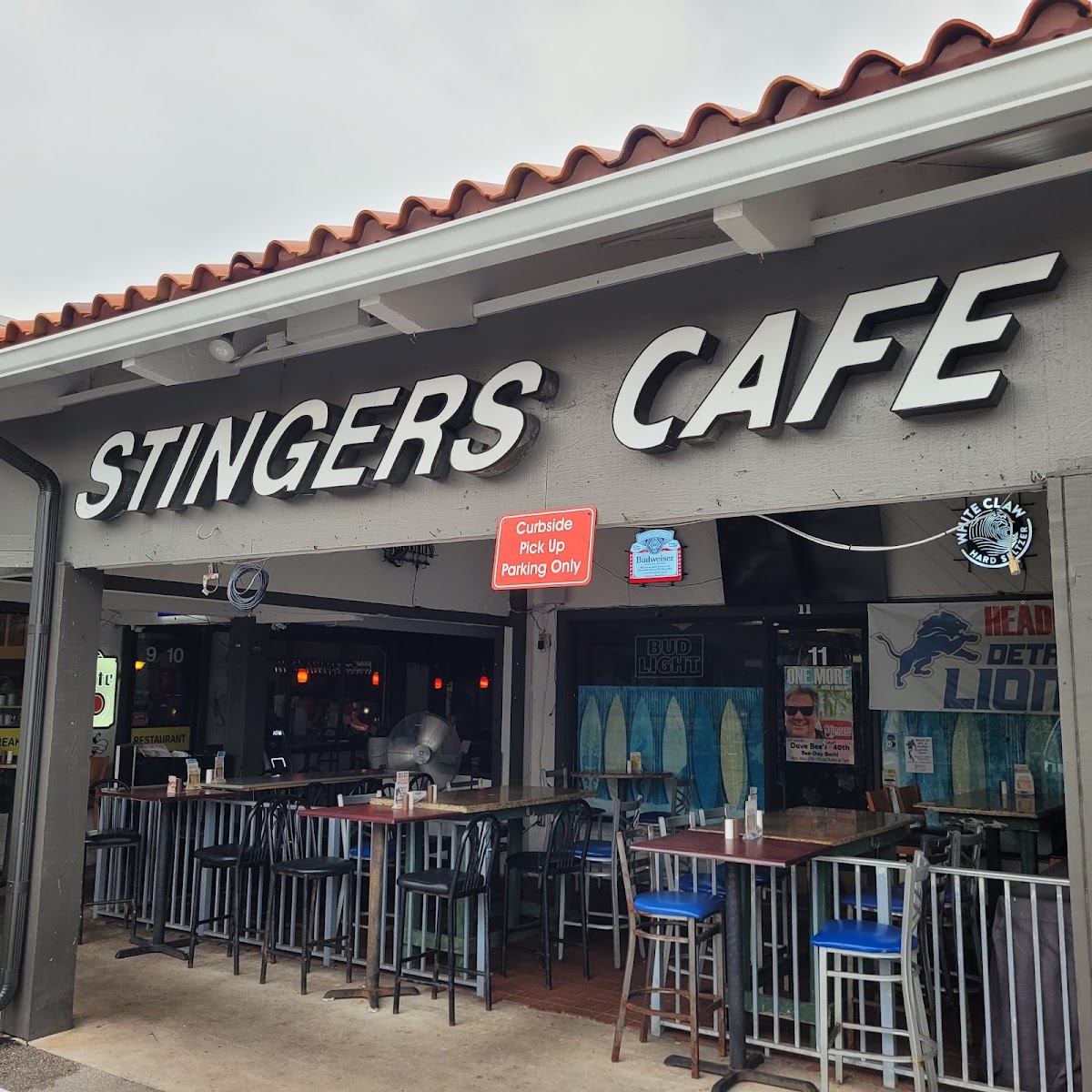 Stinger's Bar & Grill