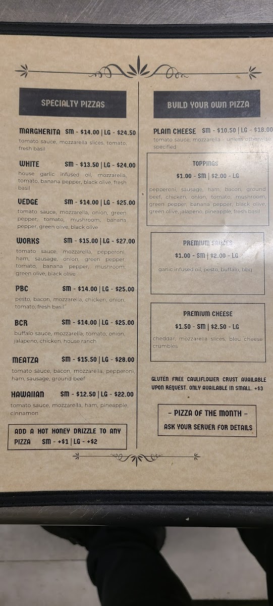 Plank's Bier Garten - 3