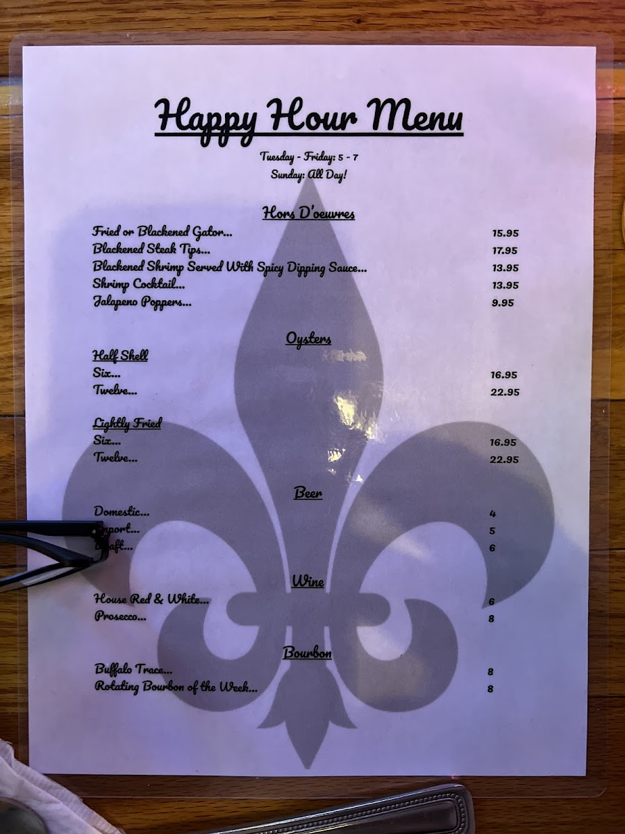 Knotty Pine On The Bayou - 10