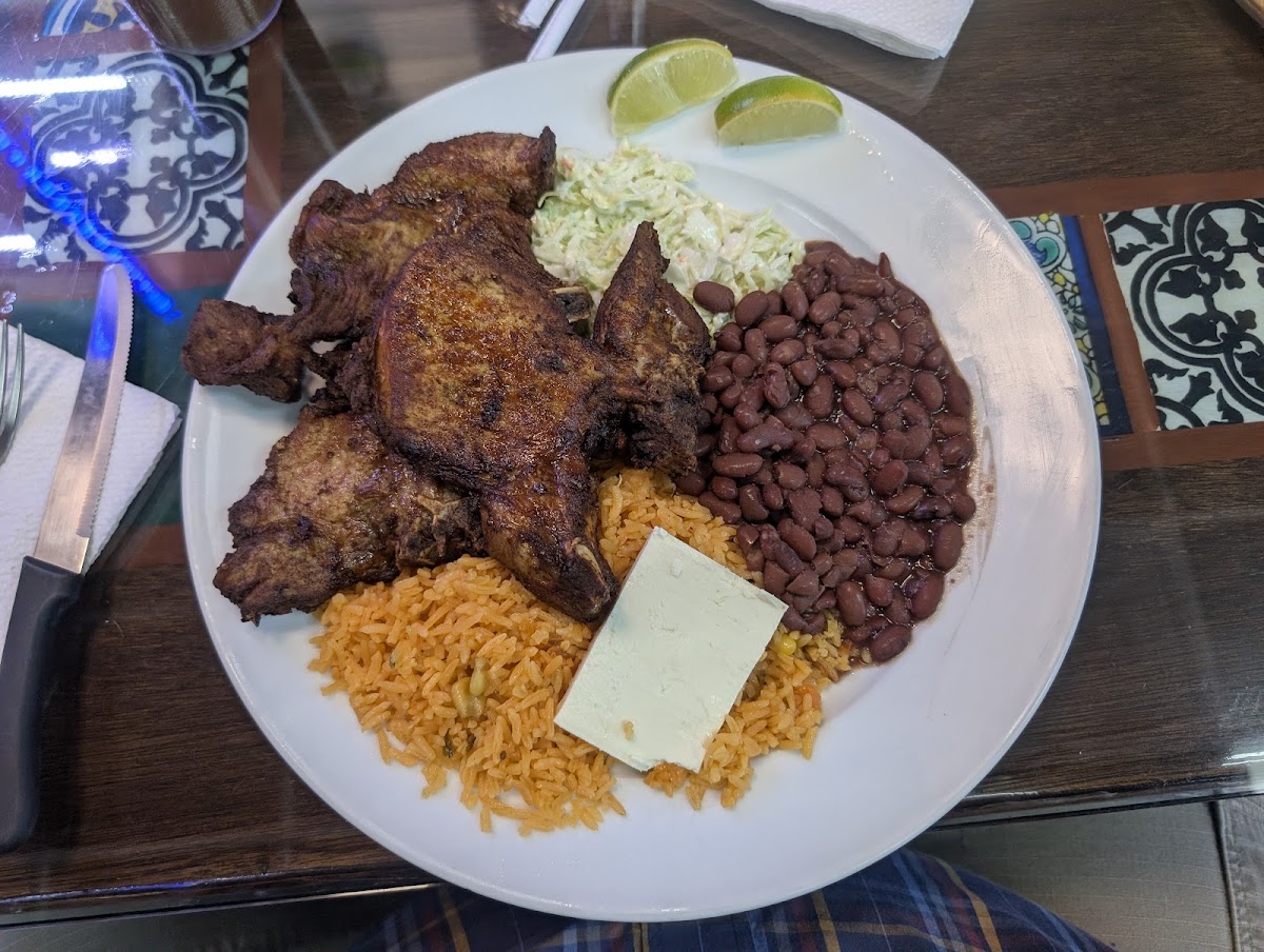 La Esquina Latina - Reviews, Photos \u0026 Phone Number - Updated December 2025  - Colombian Restaurants in Canary Islands Community, Spain - Wheree, image size:1200x904