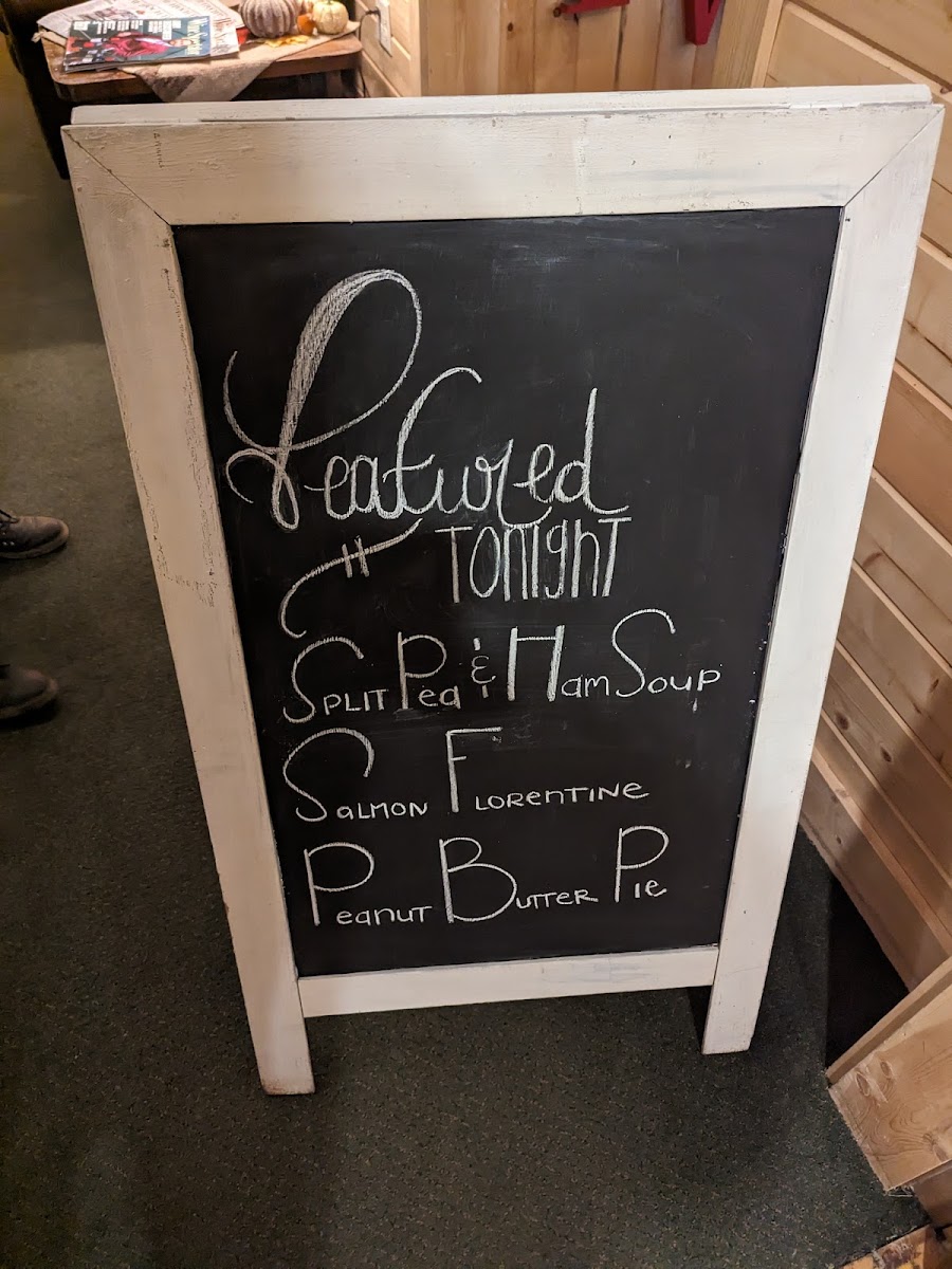 Pinewoods Grille - 10