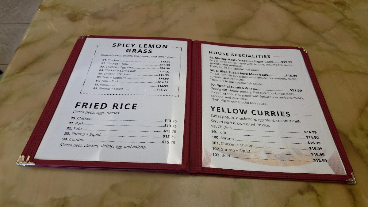 Saigon's Restaurant - 10