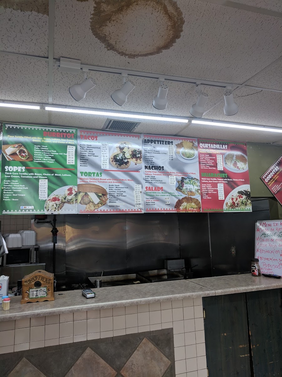 La Zacatecana Taqueria - 9