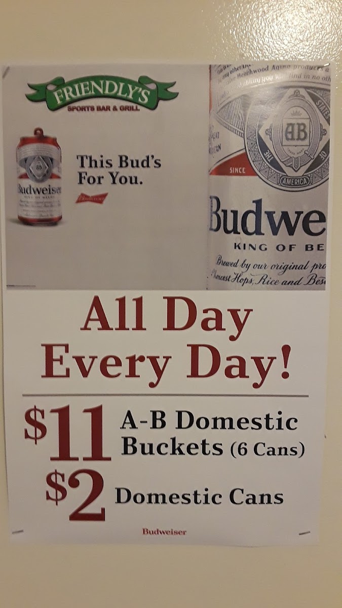 Friendly's Sports Bar - South County - 3